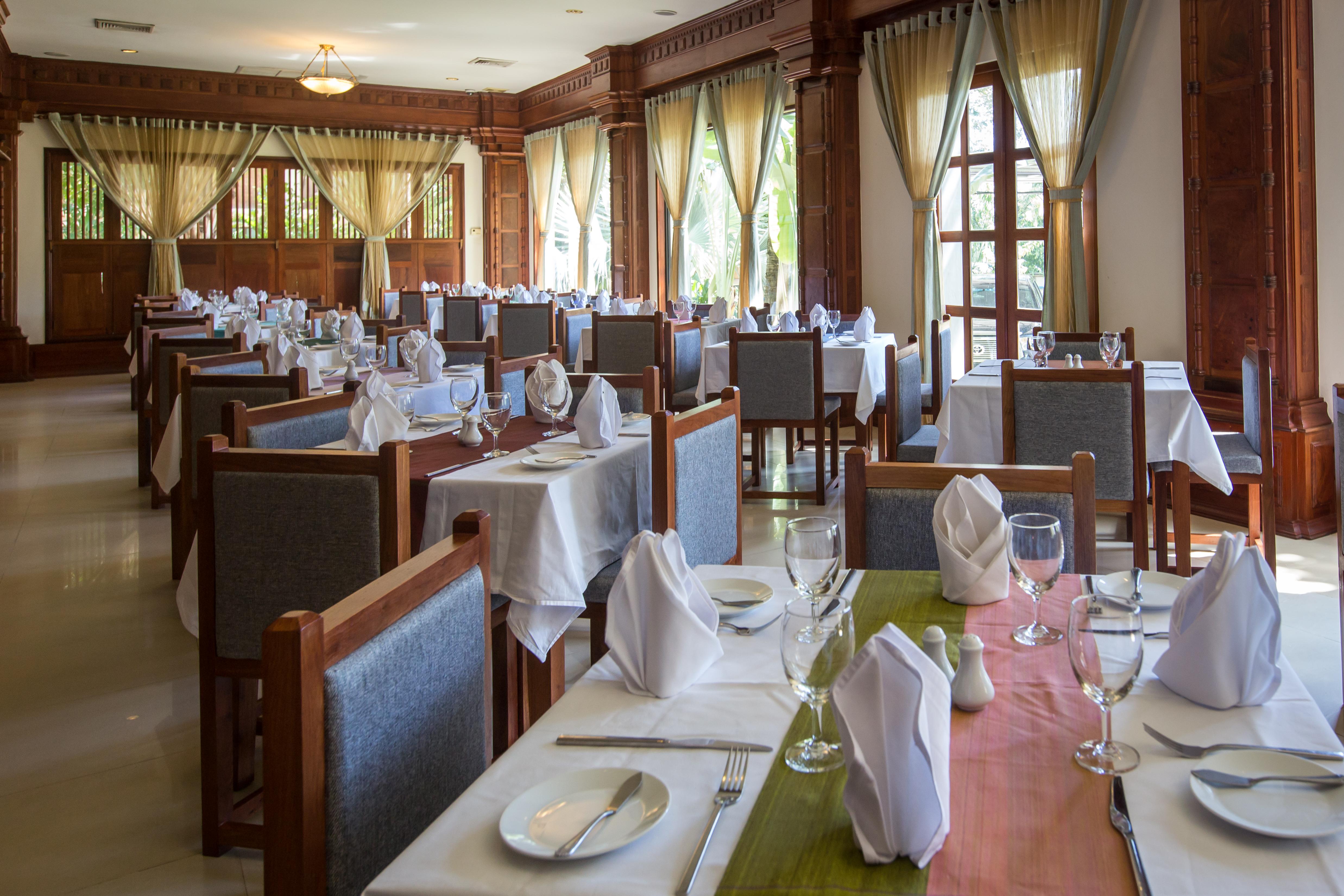 Empress Residence Resort And Spa Сием Реап Екстериор снимка